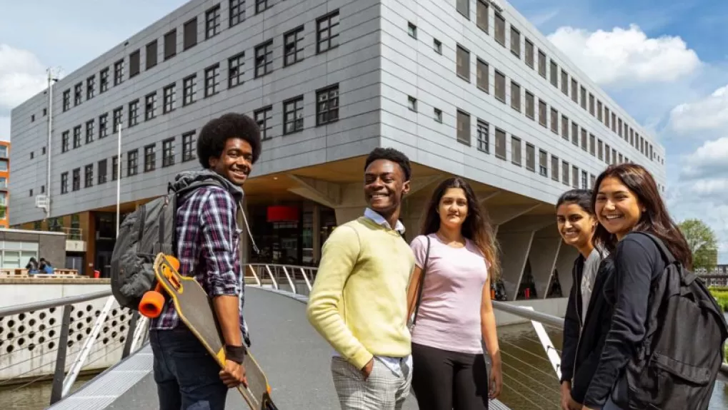 foto van studenten bij het ROCvAF