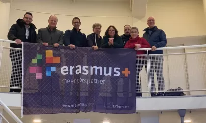 EPEA NL met de vlag van Erasmus+